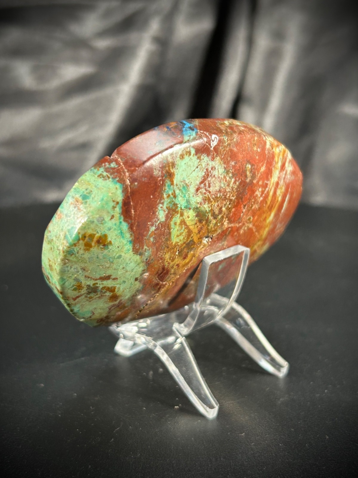 2.96″ Shattuckite Large Palmstone With Acrylic Stand 4.3oz (124 grams)