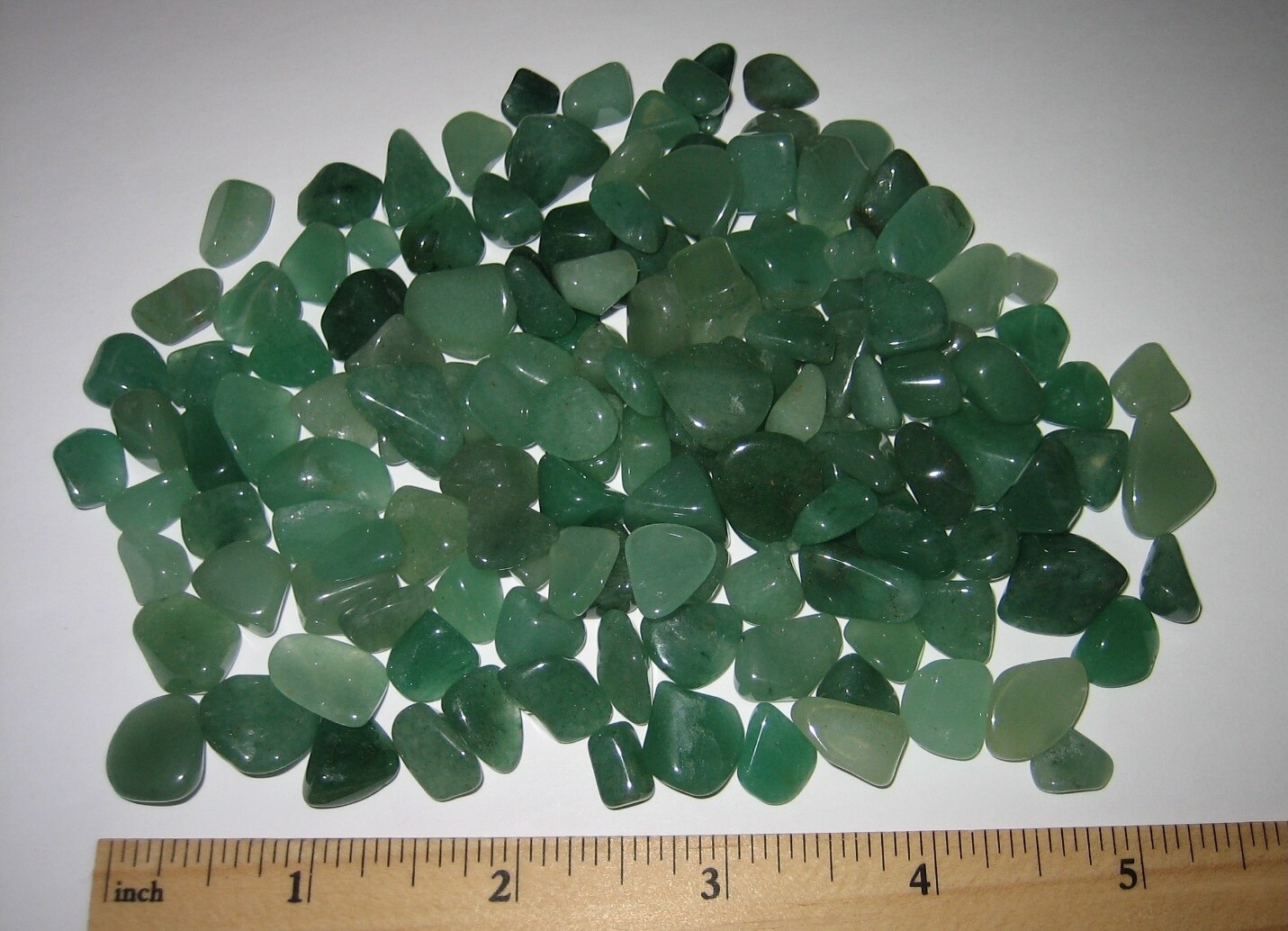 143 TUMBLED POLISHED SMALL 0.2″-0.5″ GREEN AVENTURINE STONE MINERALS ~ 159.5g *1