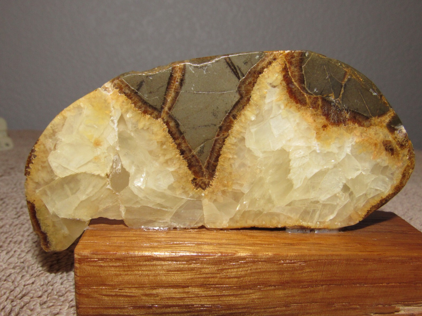 Septarian Nodule Mineral Specimen on Wooden Base – Mt. Carmel, Utah UT #2