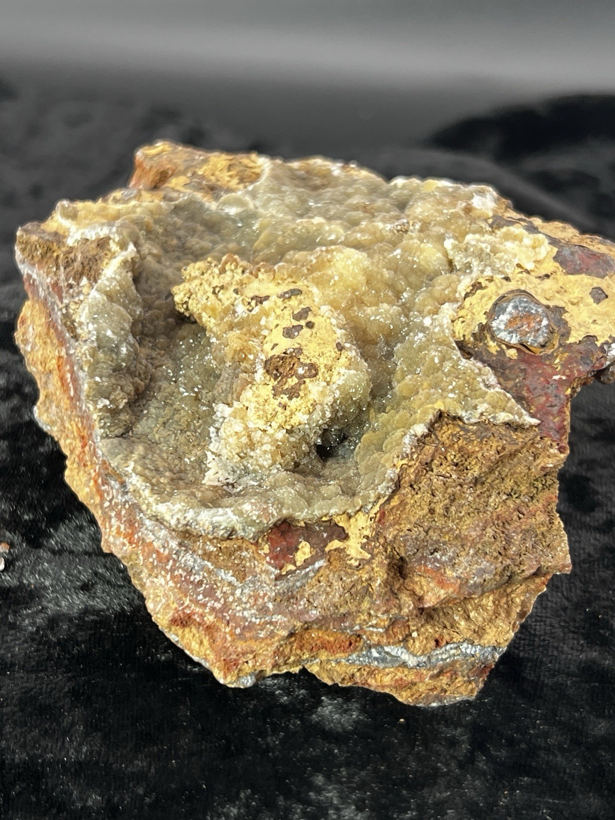 Smithsonite on Sphalerite from Ojuela Mine, Mapimi, Durango, Mex 1 Lb. 10.4 oz.