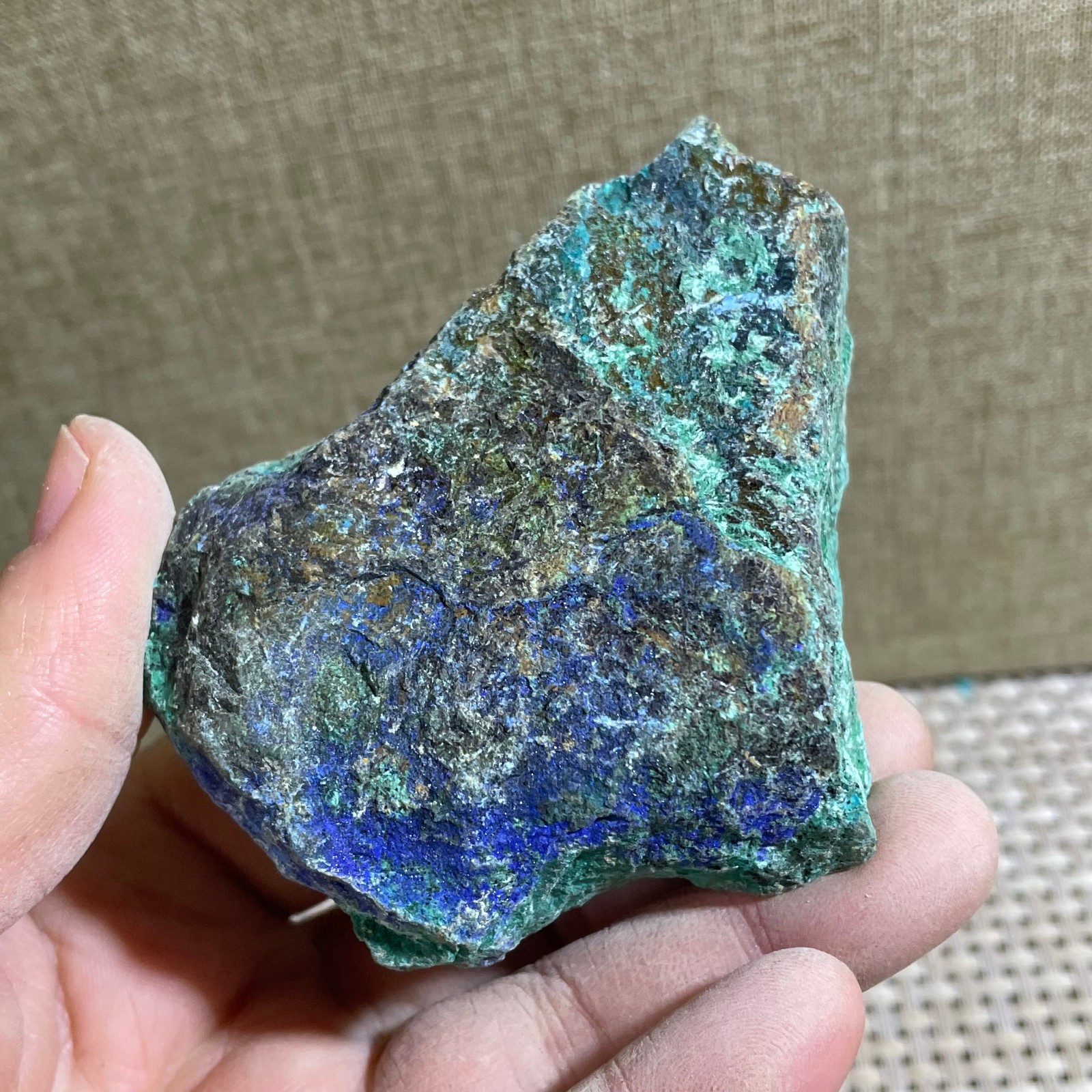 Restoration of Blue Copper Ore Quartz Crystal Mineral Samples 183g