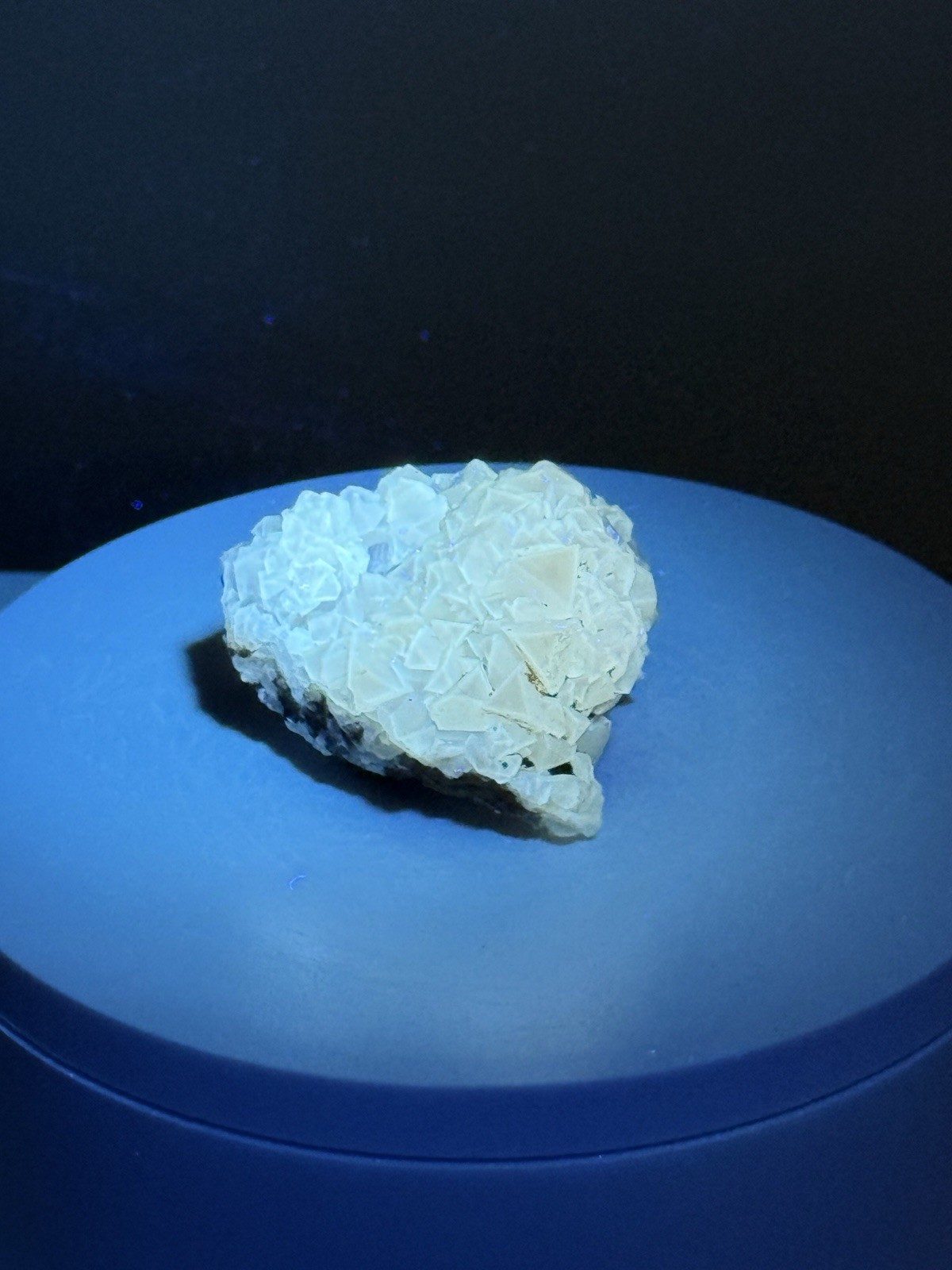 GLOWING Merkaba Calcite Fluorescent & Phosphorescent Mineral Specimen – Mexico