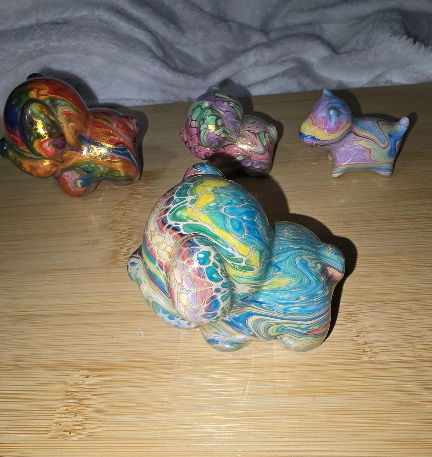 Colorful Daqi Dog Puppy Lacquer Painted Sandalwood