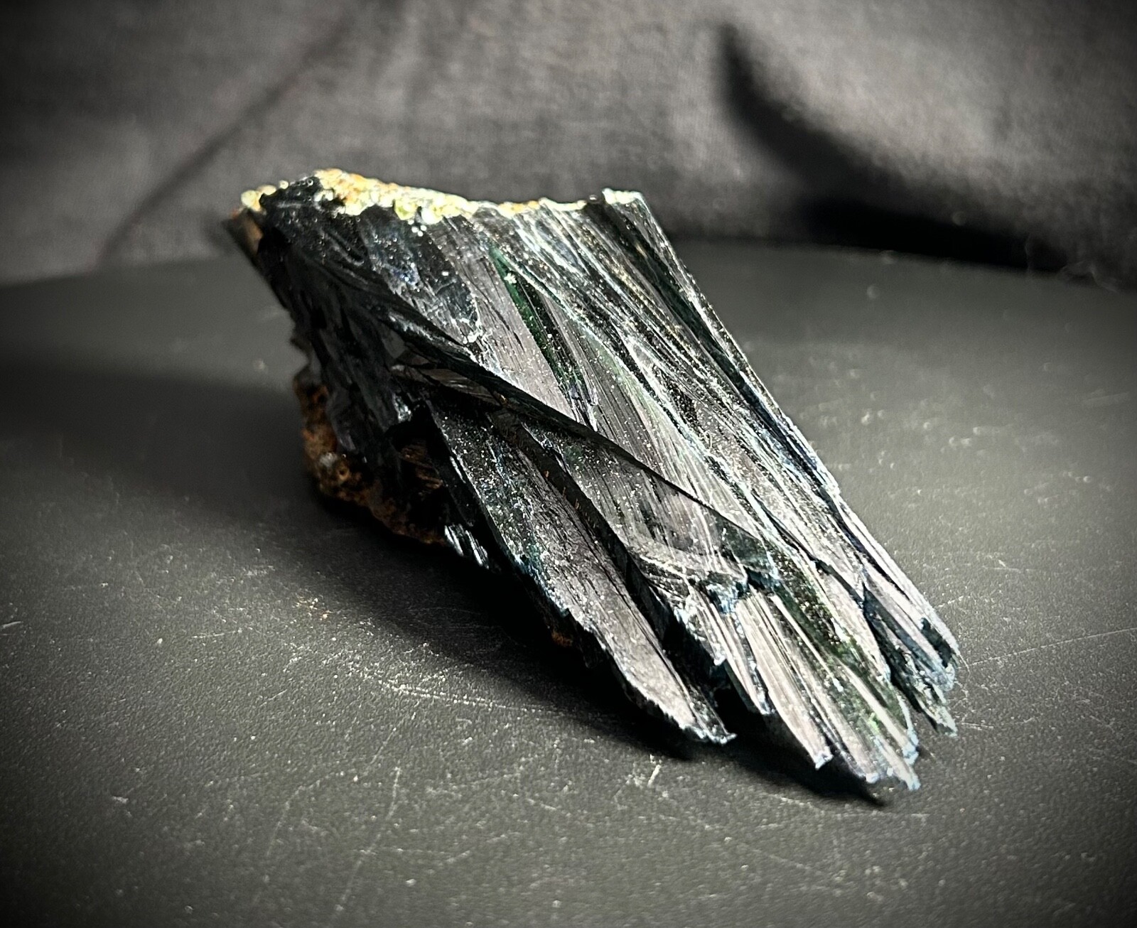 Beautiful Vivianite Specimen 5.25″ 6.7oz (190 grams)