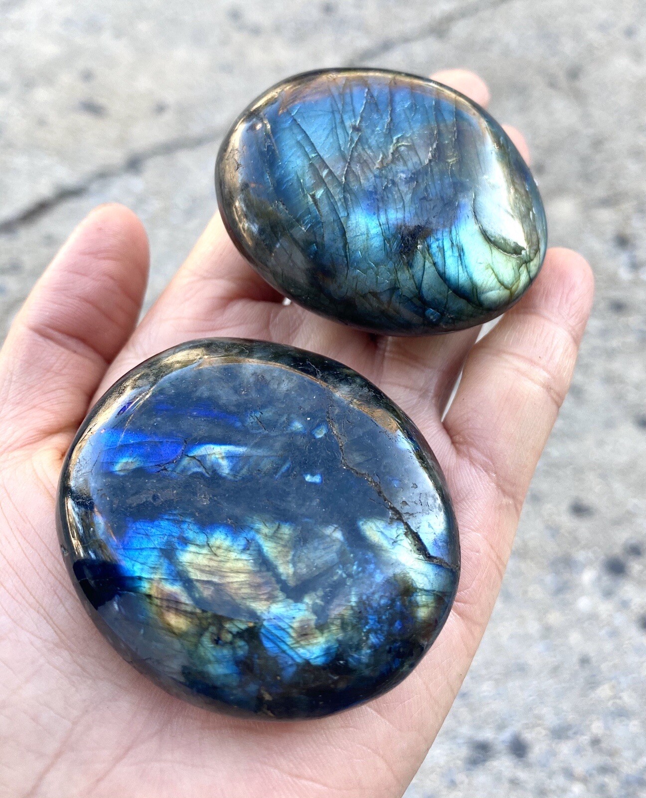 Wholesale 2 Lbs Lot Natural Labradorite Palm Stones Crystal Energy
