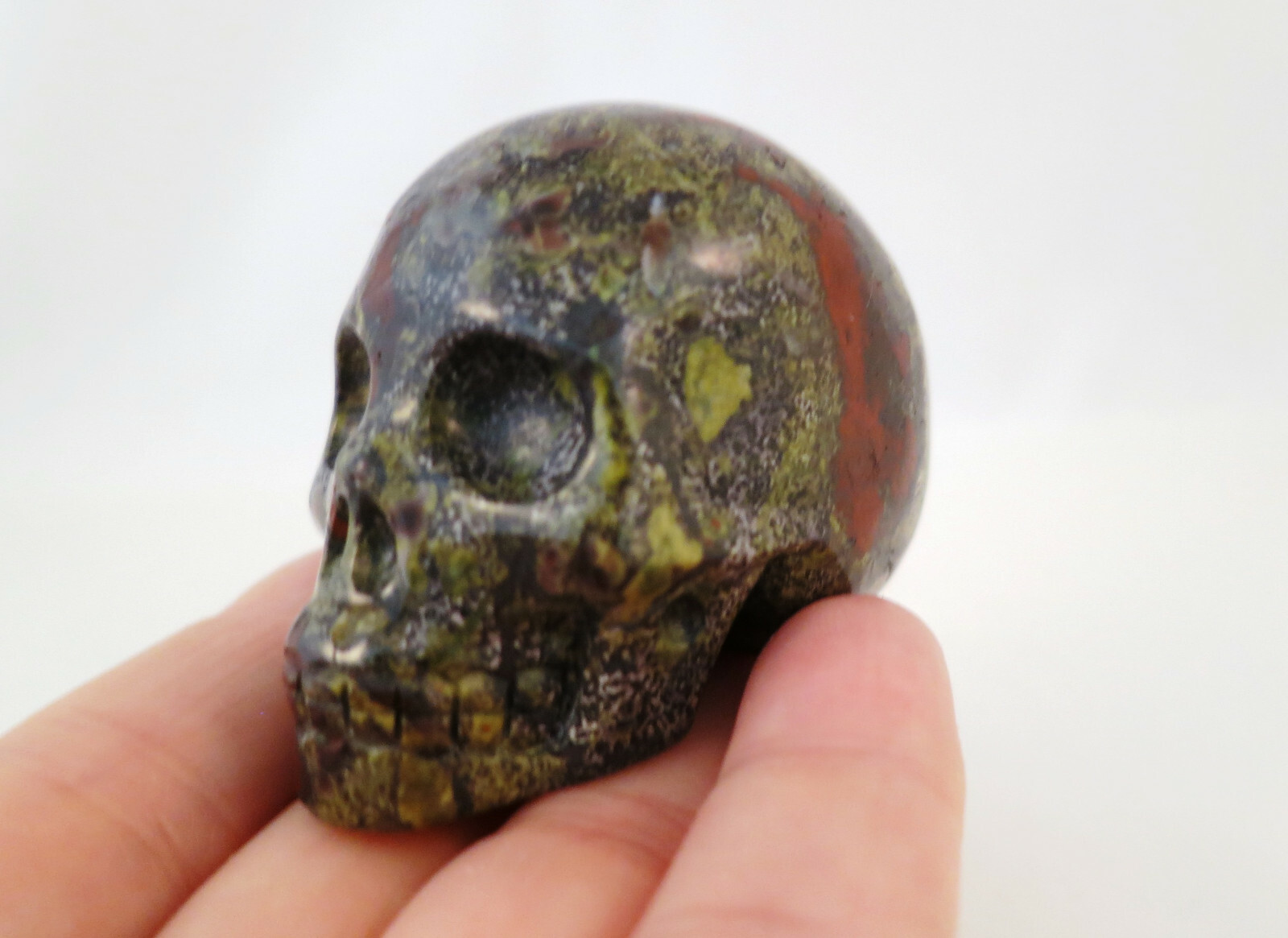 2.1″ DRAGON BLOODSTONE Carved and Polished SKULL
