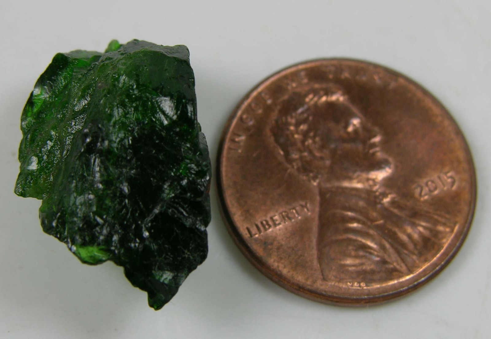 16.50Ct Russia 100% Natural Rough Raw Uncut Diopside Crystal Specimen 3.30g 20mm