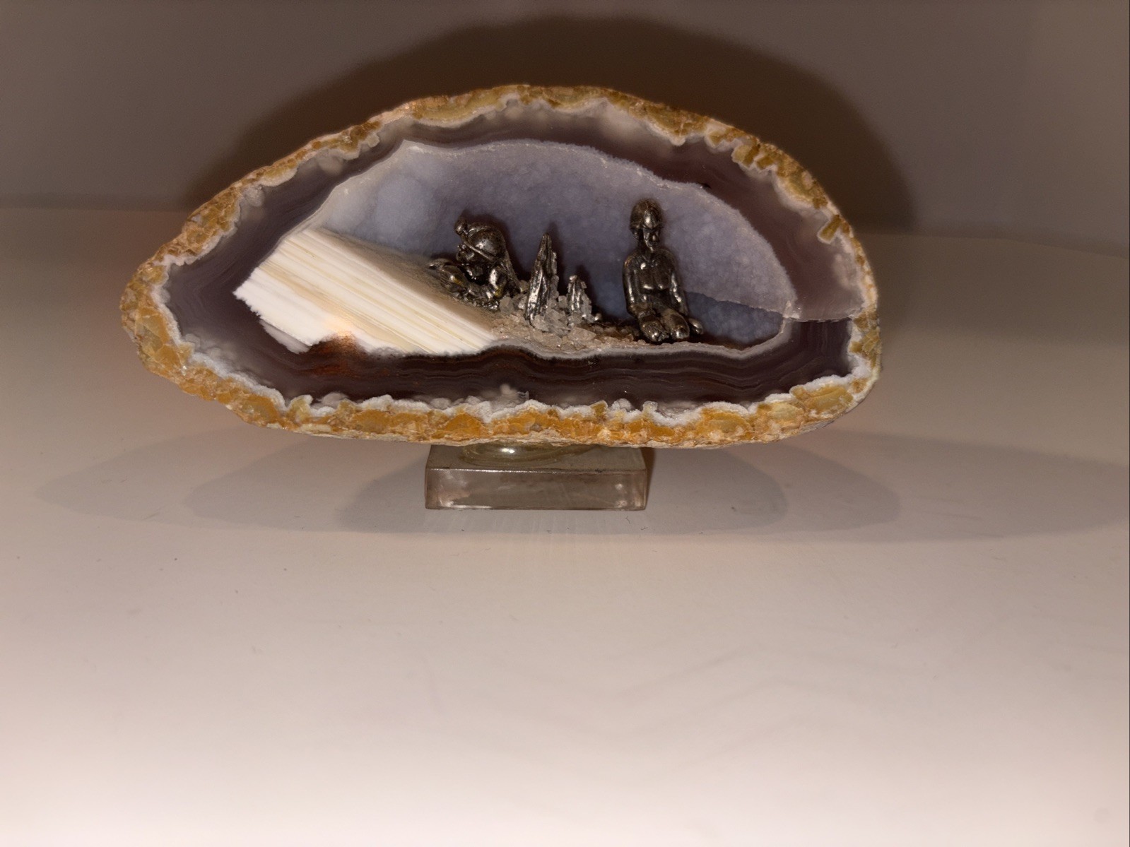 Agate Geode Rock w/ Beach Sun Display 4” Lucite Base