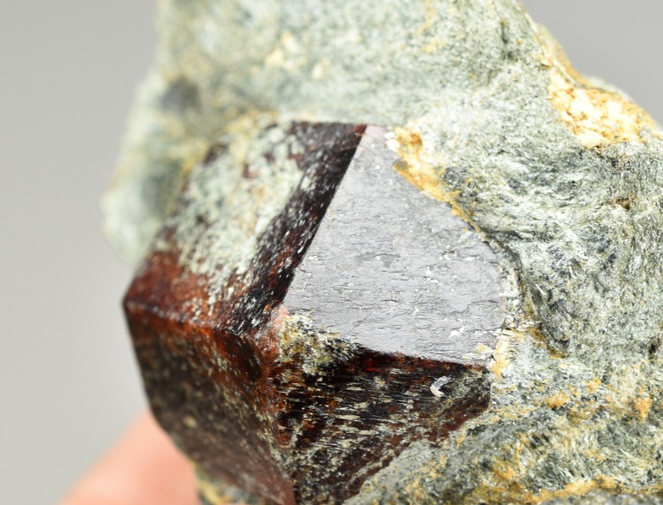 Almandine Garnet on Schist – Granatwand, Tyrol, Austria