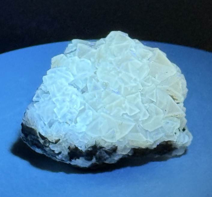 GLOWING Merkaba Calcite Fluorescent & Phosphorescent Mineral Specimen – Mexico