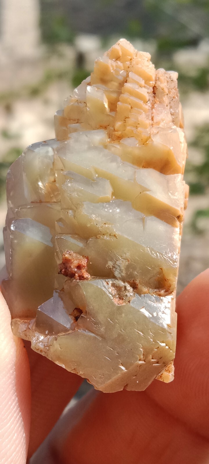 33.5Grams Tri color white brown and chlorine Beautiful Chlorine Quartz Crystal
