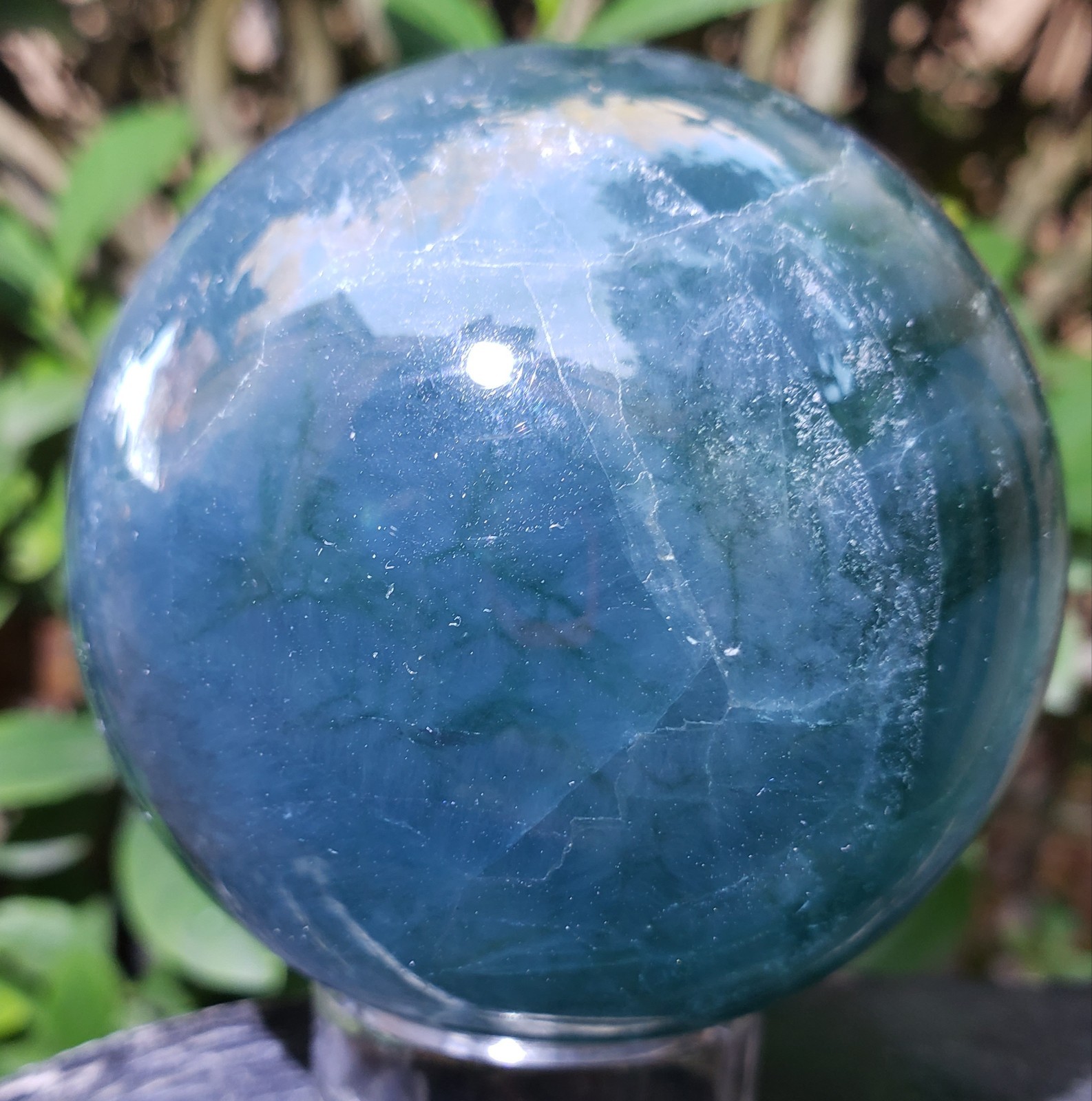 2.5″ Deep Blue Fluorite Quartz Crystal Sphere Ball Orb Rainbow UV, 456g or 1 lb