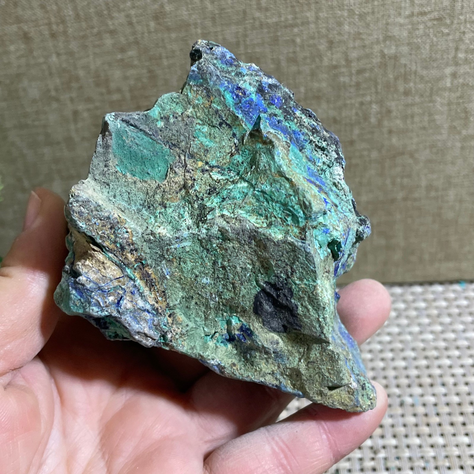 Restoration of Blue Copper Ore Quartz Crystal Mineral Samples 350g