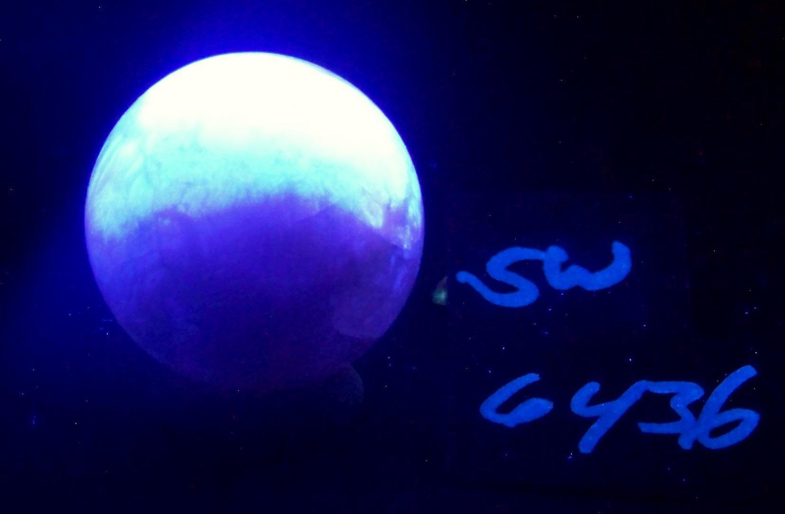 Fluorescent Boquillas Calcite 38mm Sphere – Stunning SW LW Mexican Mineral 6436