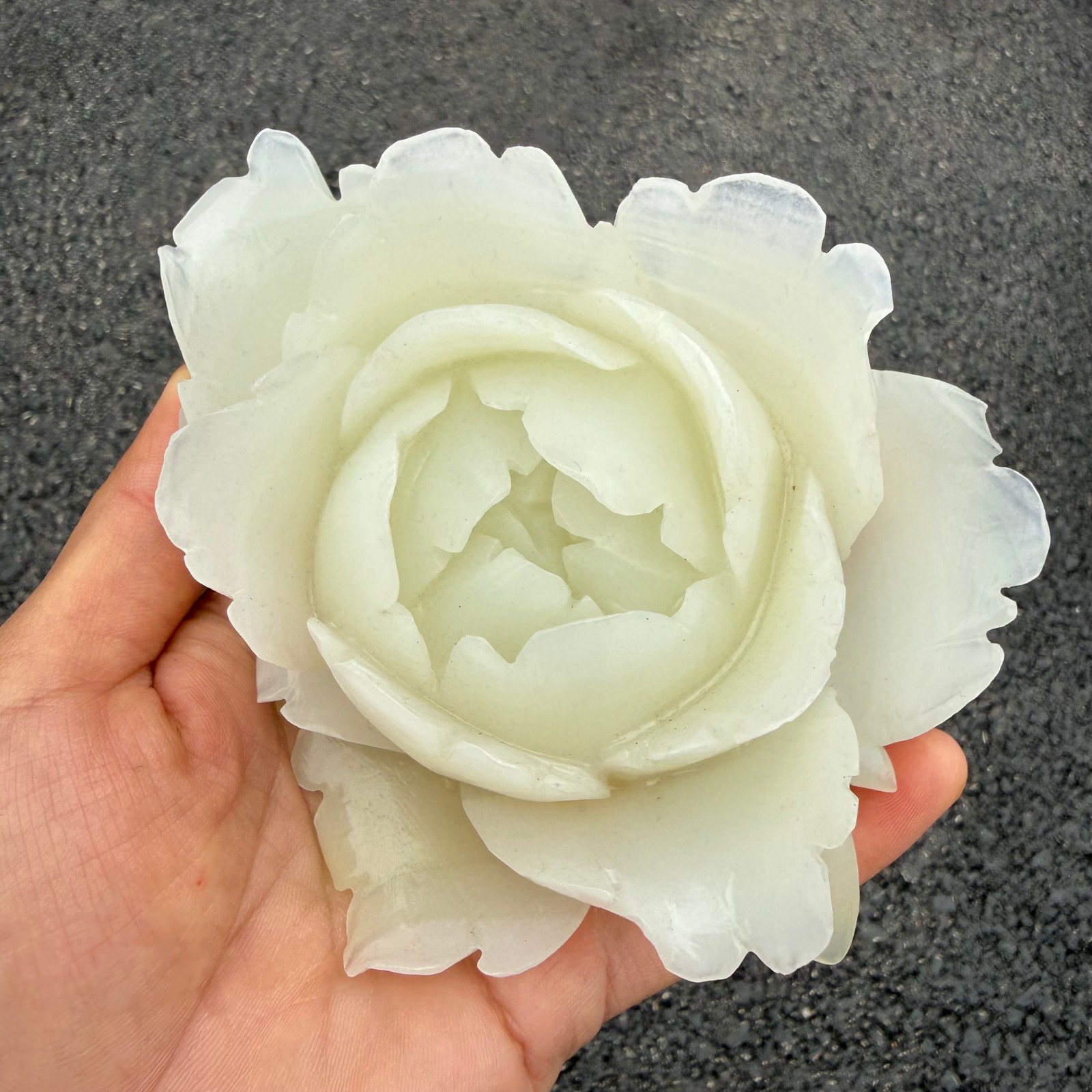 1LB Natural Afghan jade Quartz Carved Flower Crystal Reiki Healing Decor Gift1pc