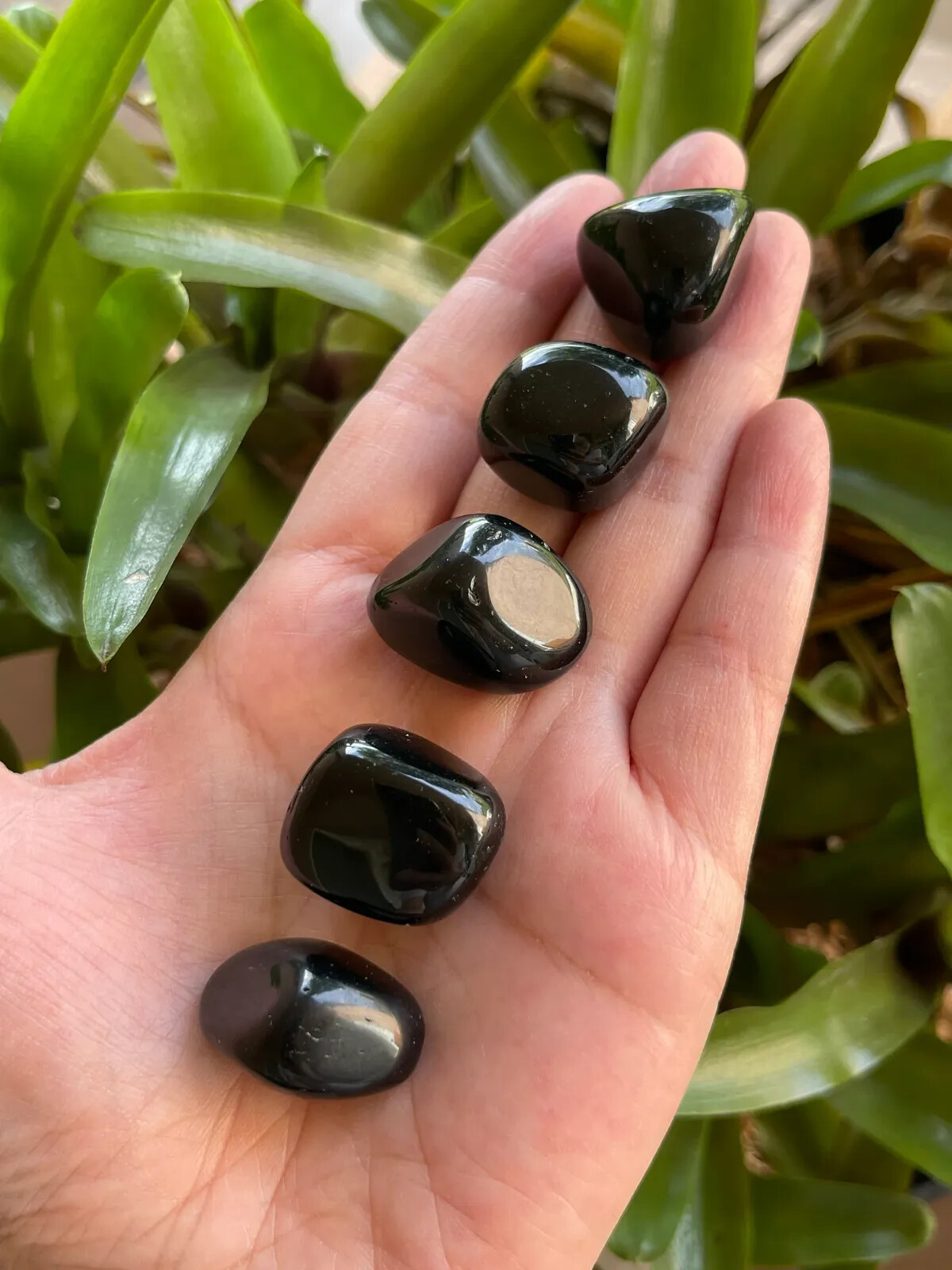 Black Obsidian Tumbled Stones, 0.75-1 Inch Tumbled Black Obsidian Stone,Bulk lot