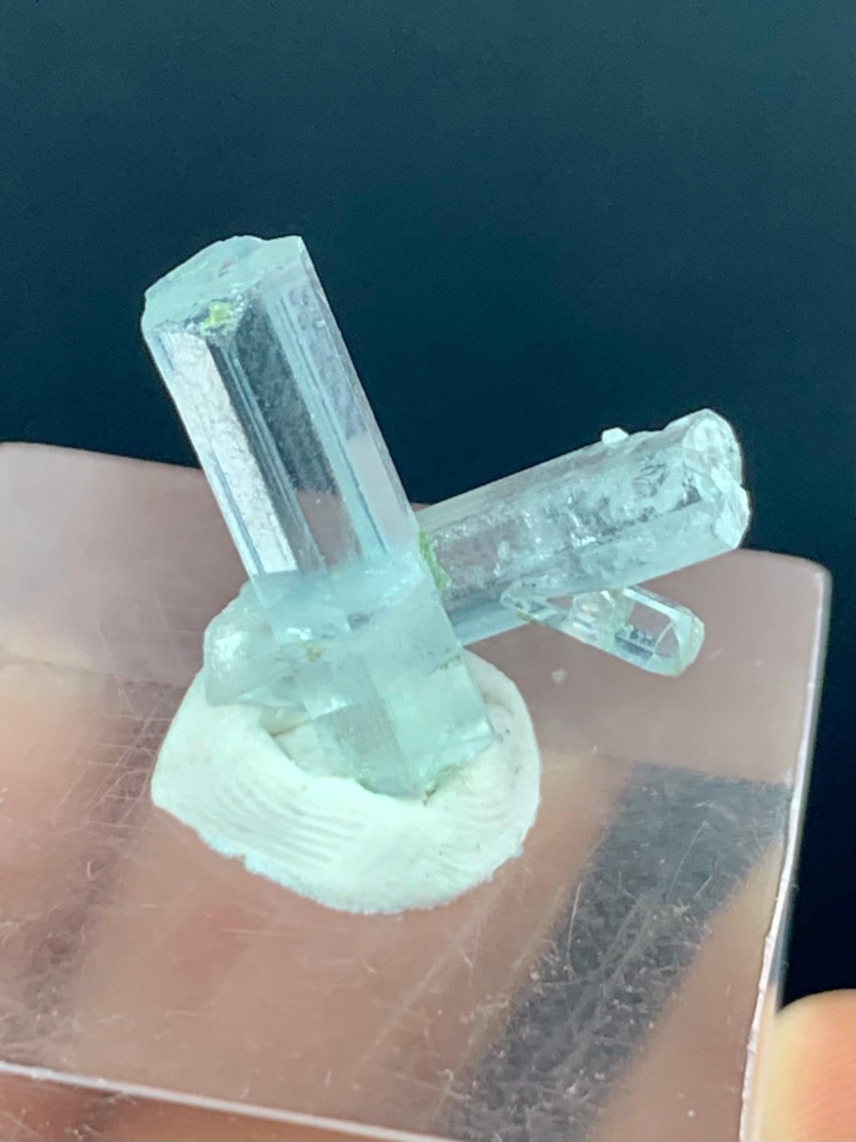 07 Carats Transparent Cross Aquamarine Crystal Specimen From Shigar Pakistan