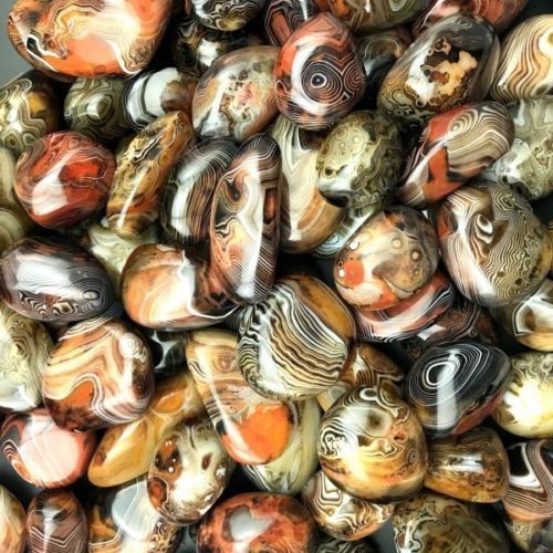 1PC Madagascar Banded Agate Alarge Tumbled Beautiful Patterns Randomly Send