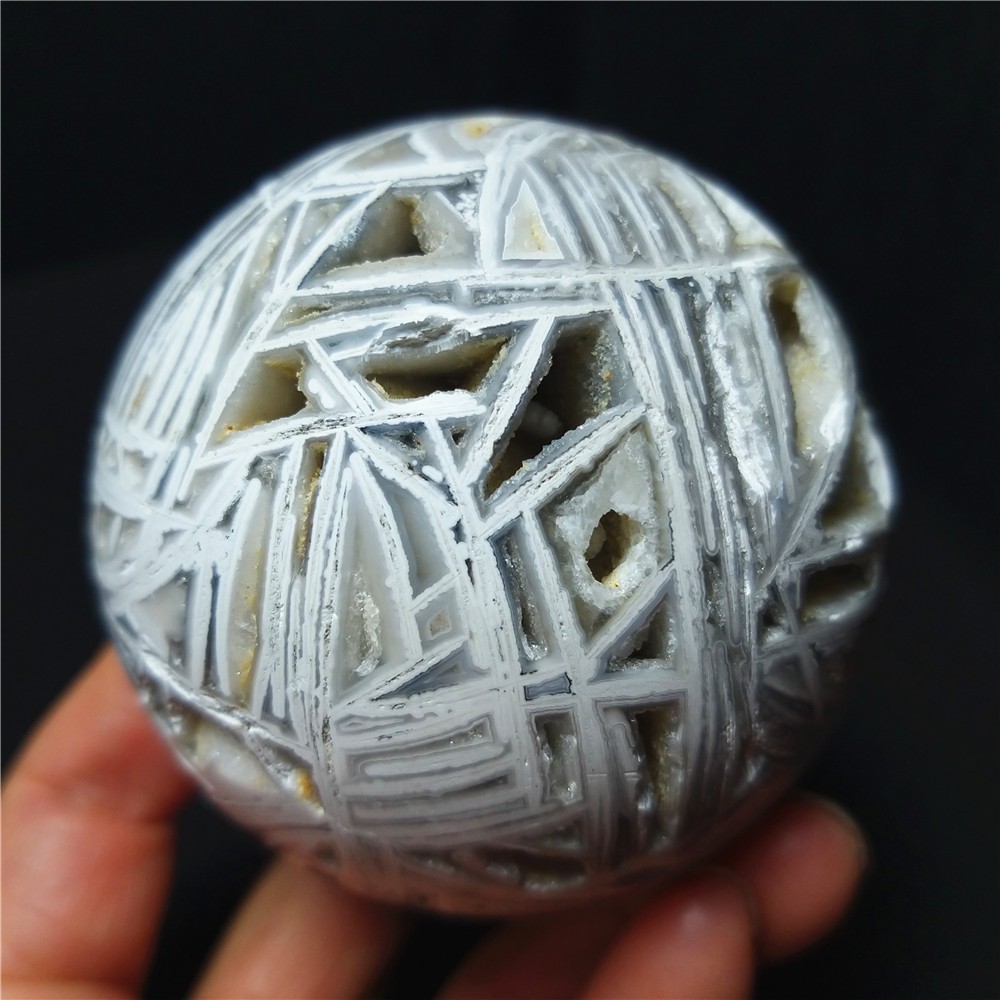 RARE 318.5g 63mm Natural Grid Agate Stone Geode Sphere Ball Healing A4949