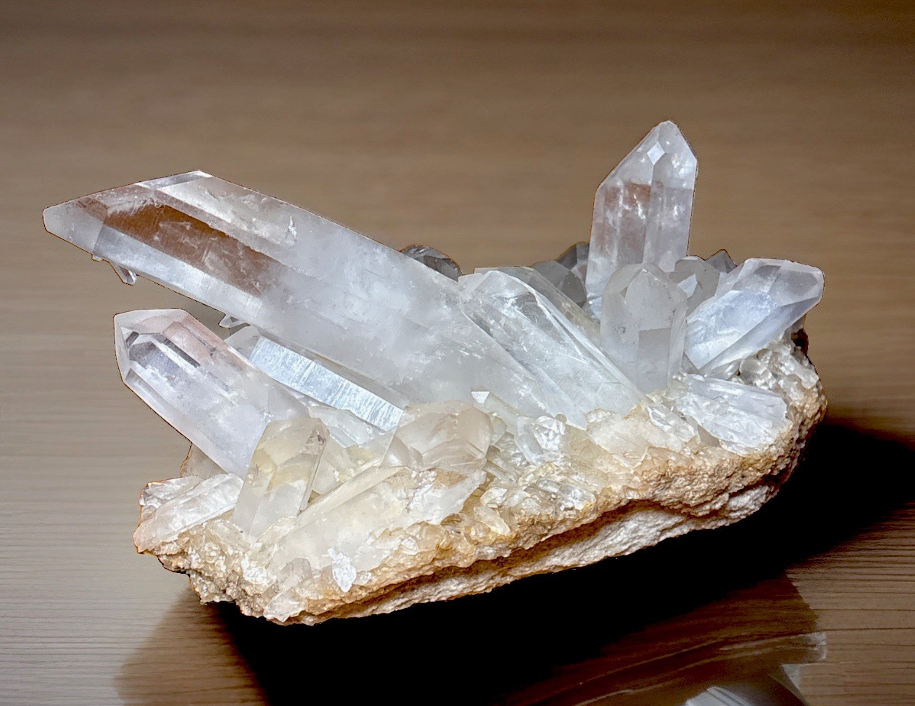 Set Of 2 Free Standing Natural Clear Crystal Quartz Decor Pieces Totaling 5lbs