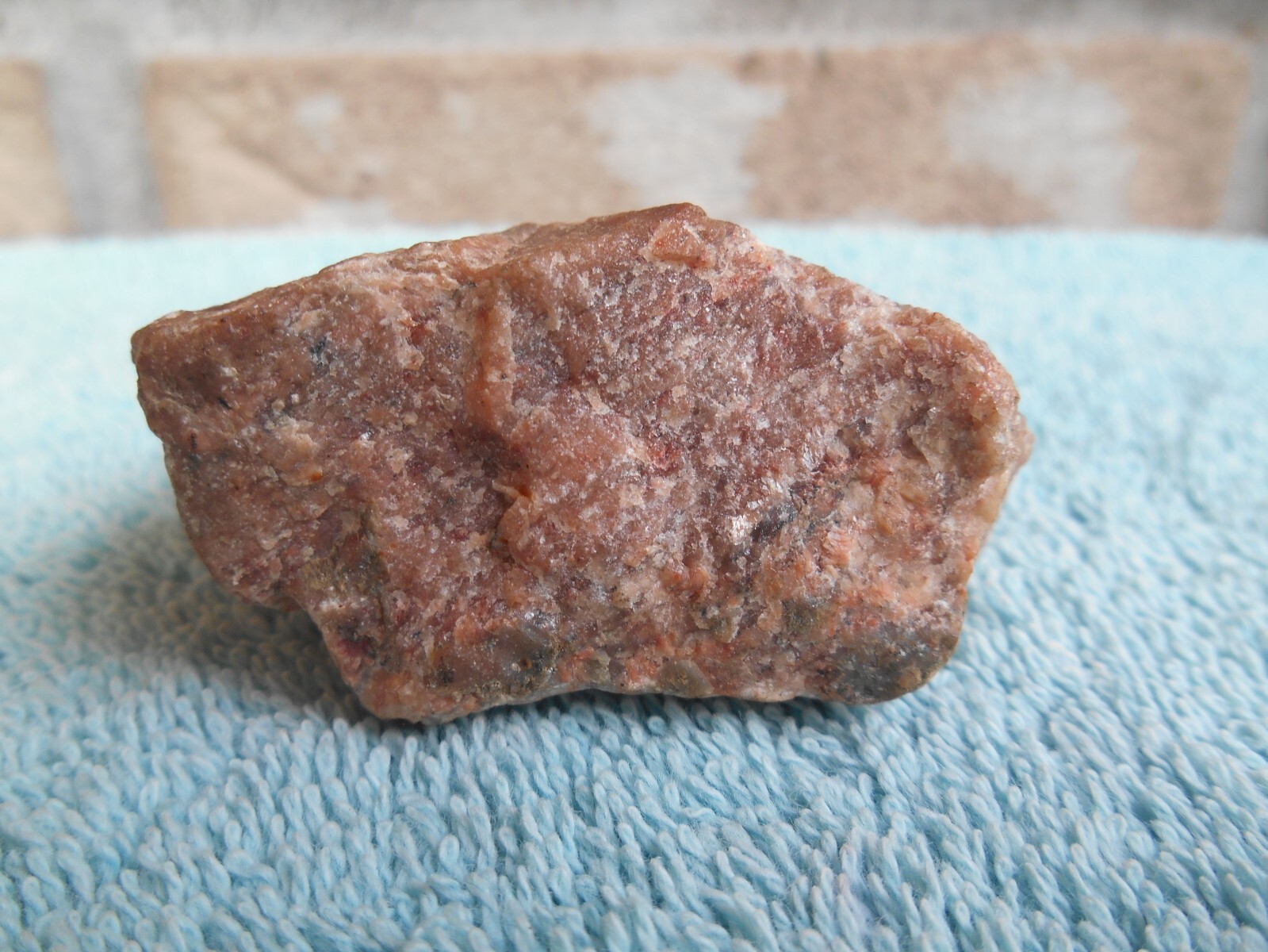 NATURAL Pink Aventurine QUARTZ STONE 2″ TALL X 2-5/16″ WIDE X 1″