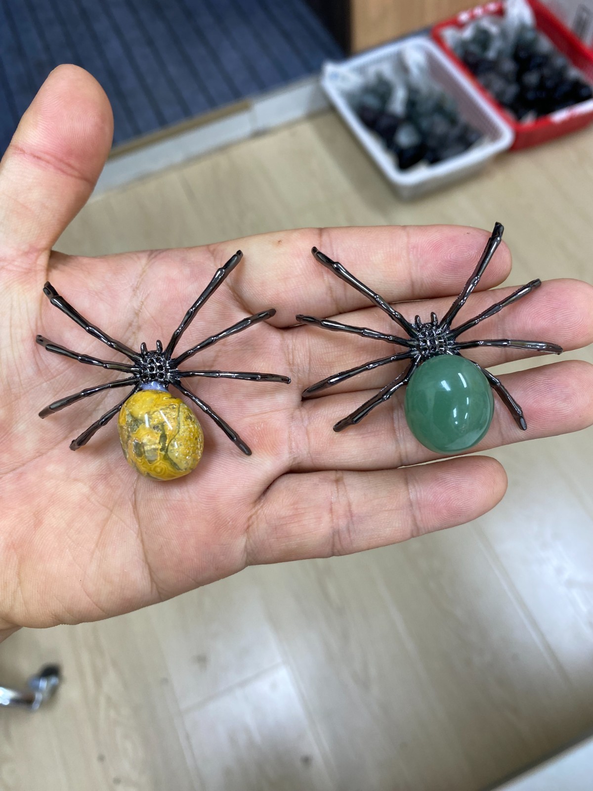 1pc Natural Mixed Quartz hand Carved Spider skull crystal Reiki heal Gift Decor