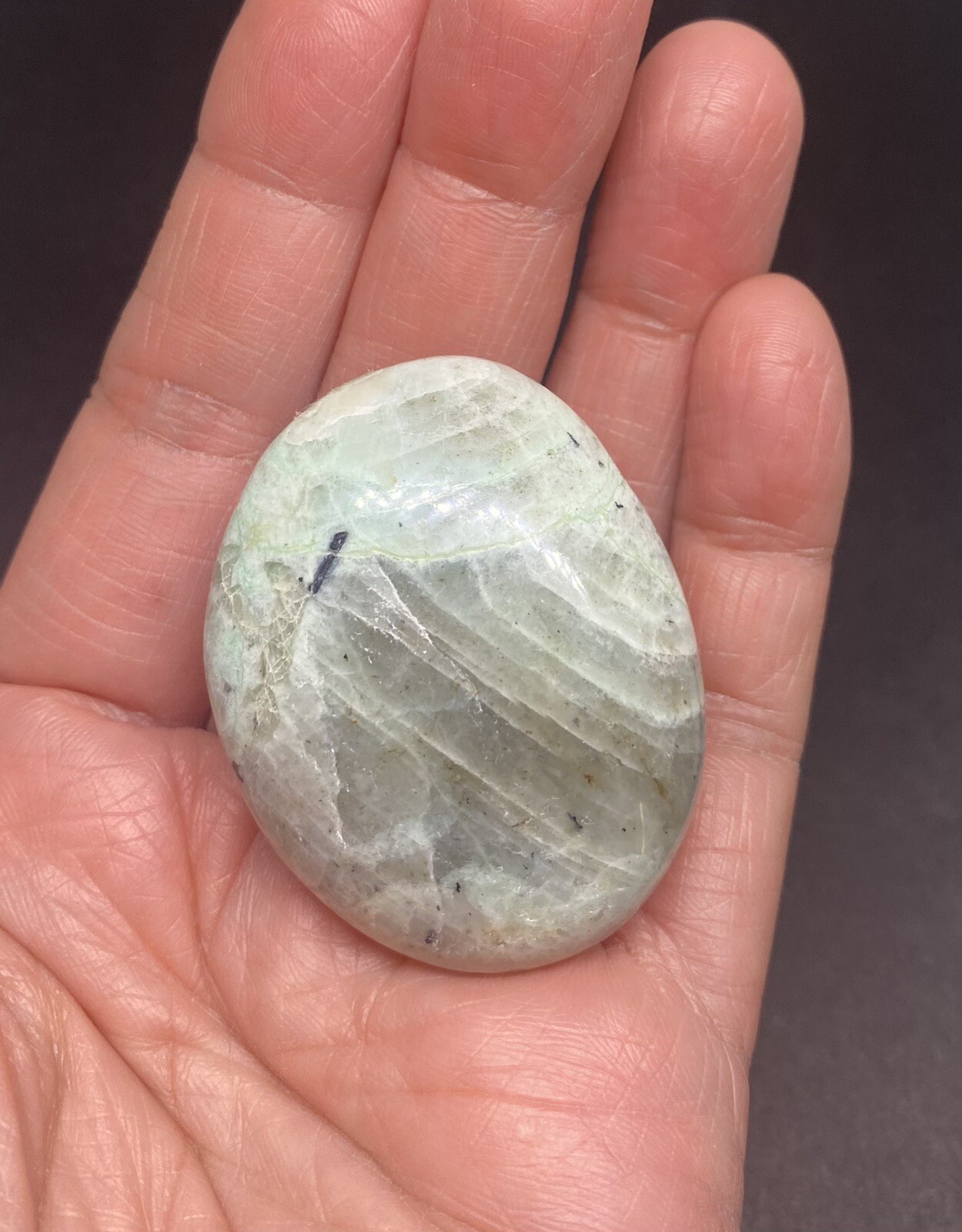 Garnierite Palm Stone Madagascar 45.3g Over 1 1/2in