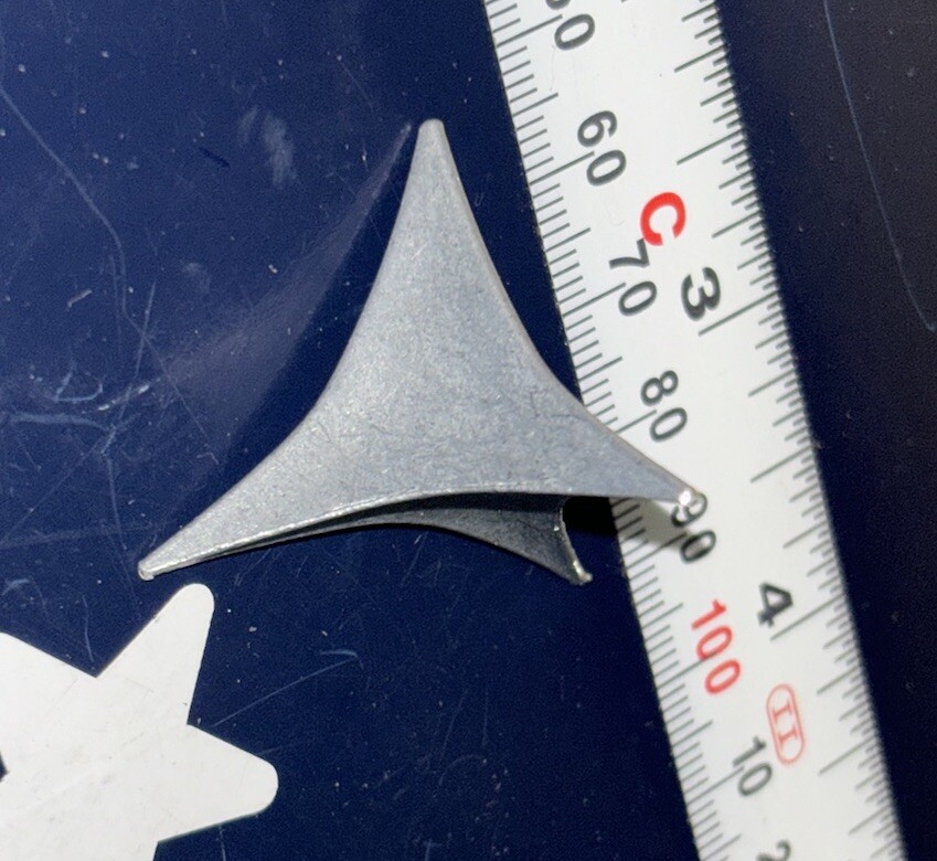 The Terrance Tetrahedron 1-1/2” Aluminum READ DESCRIPTION