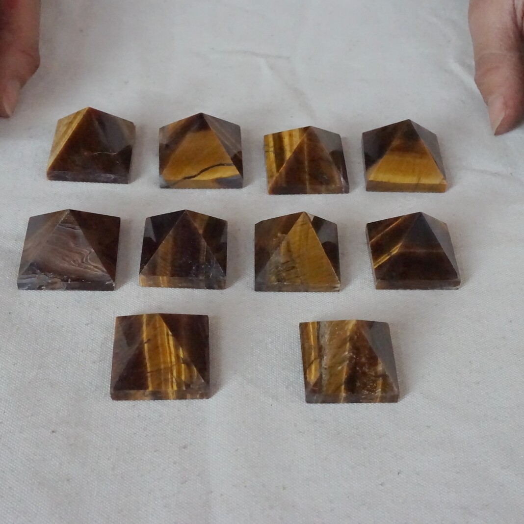 0.5LB 10Pcs Natural Tiger Eye Quartz Crystal Pyramids Points Polished Healing