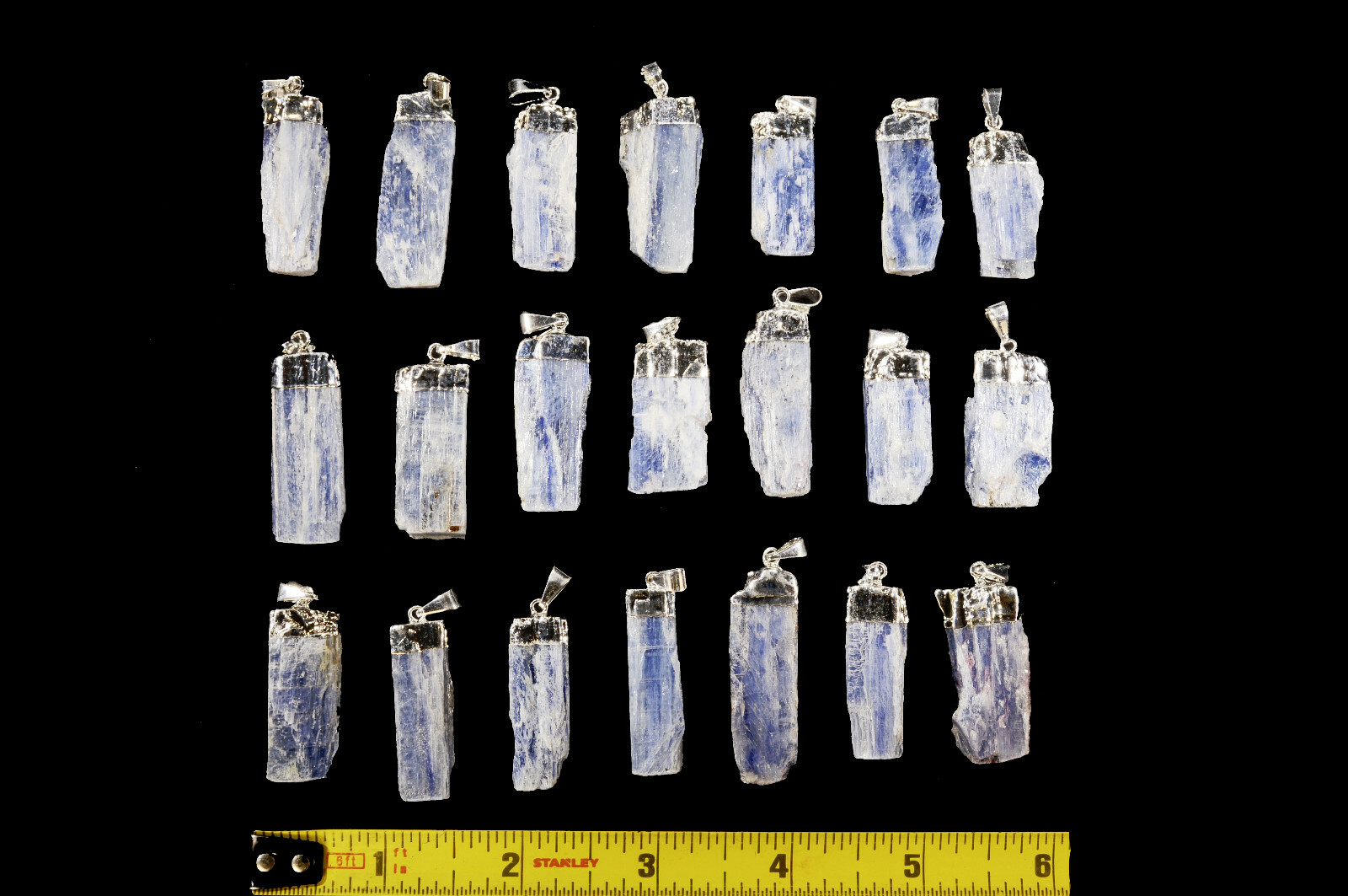 BLUE KYANITE Crystal Necklace Pendant 1 1/4″ Jewelry Rock Mineral Rough Healing
