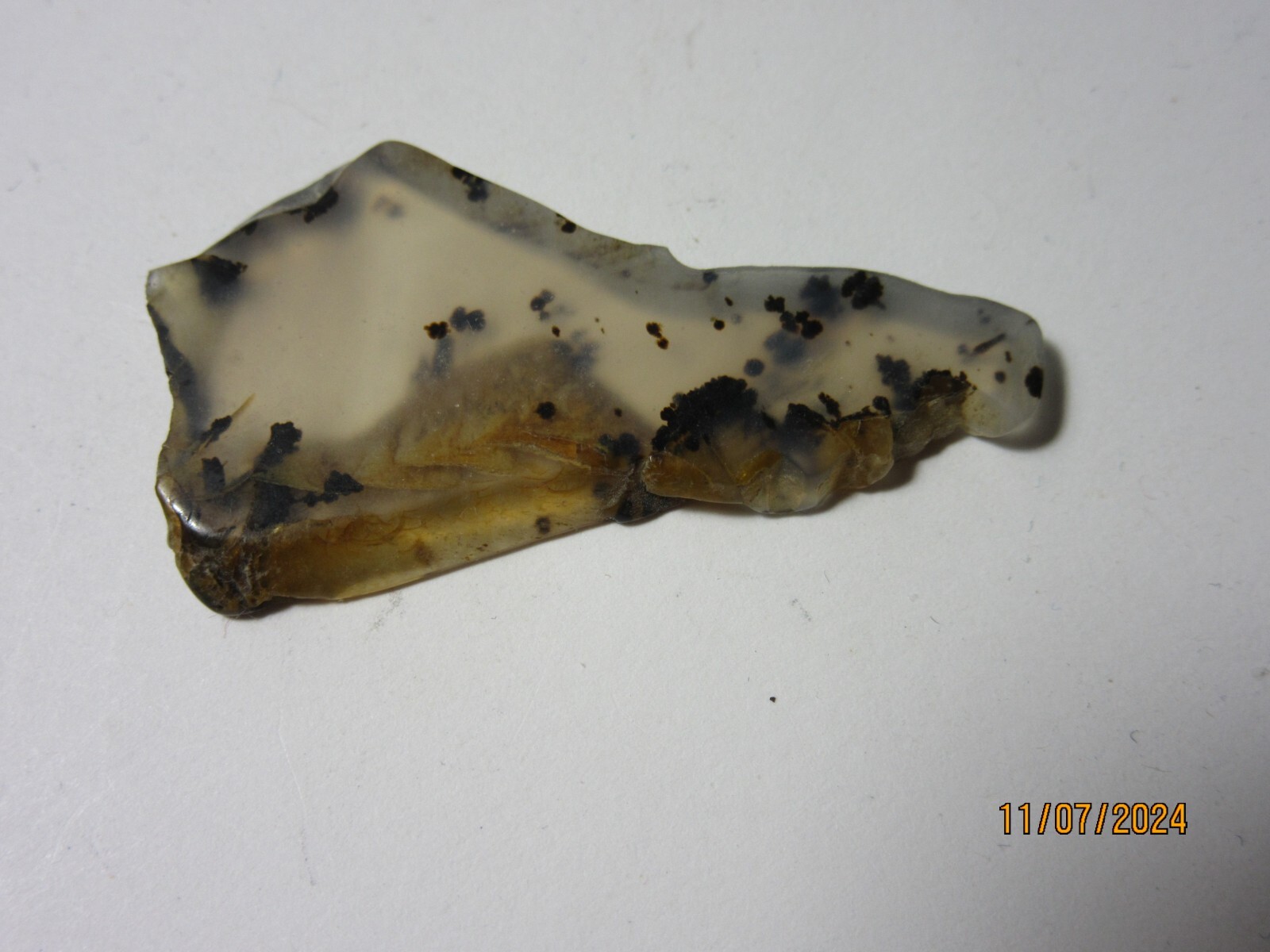 Montana Quartz Opaque Tumbled Agate Slice Collectible MQOAT-1.75