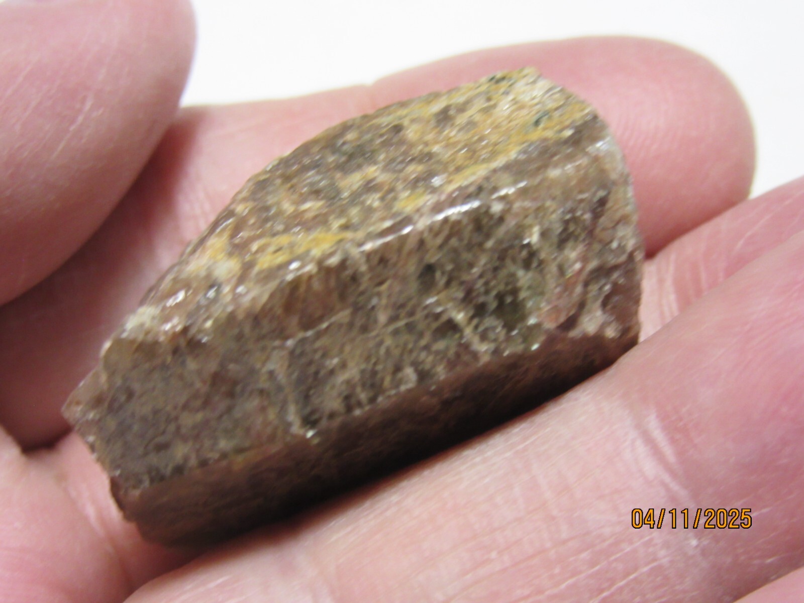 Apatite Quartz Crystal 1 1/4″ Mineral Quebec Canada Collectible AQCCMC-1s