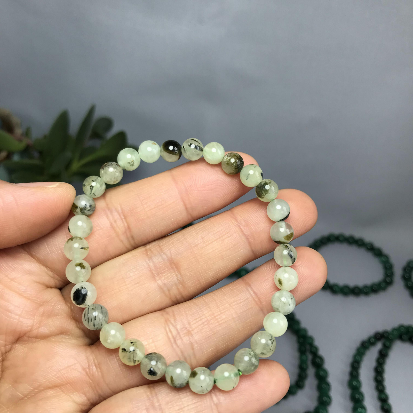 6mm Natural Polish Clear Grape stone bracelets Crystal ball sphere Specimen