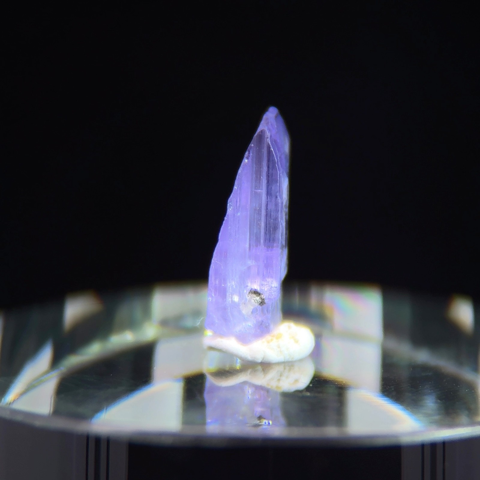 GEM LAVENDER TANZANITE TERMINATED FROM TANZANIA