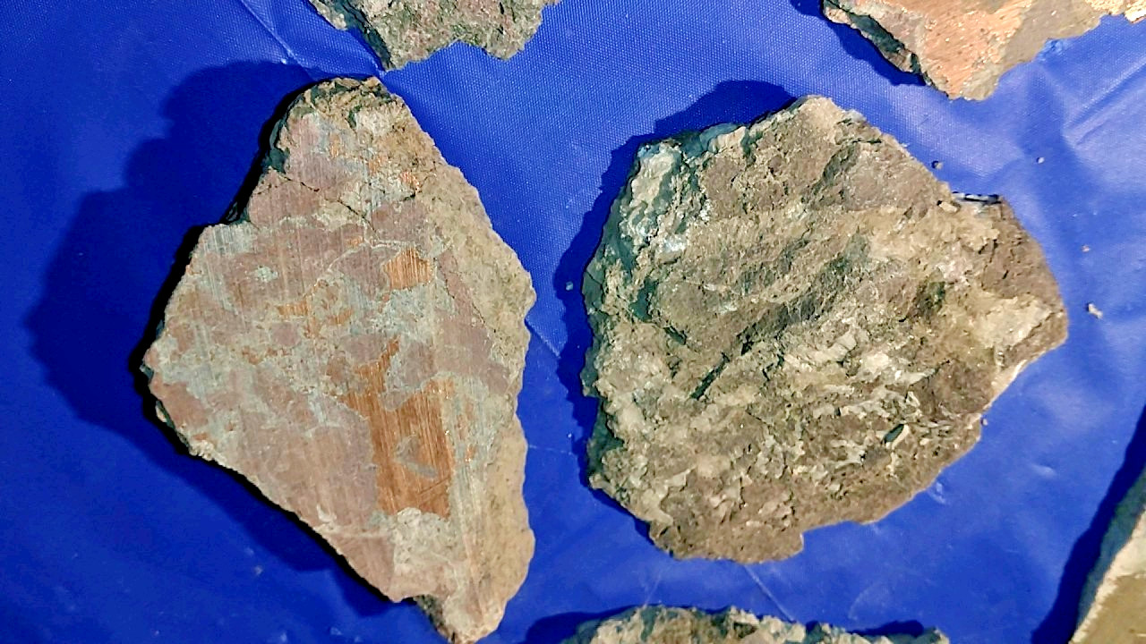 6 Small Slabs Rough Cut Native Copper Nugget Keweenaw Michigan 1.5 lb. in Matrix