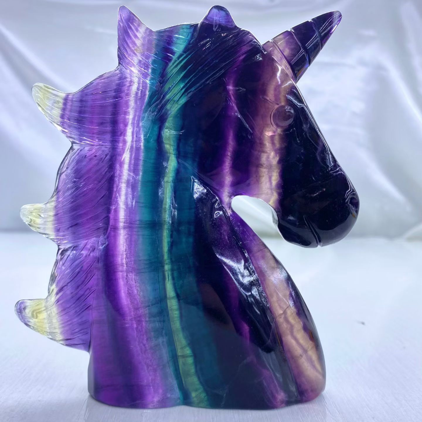 1PC Natural fluorite carved unicorn Skull quartz crystal reiki healing Gem Gift