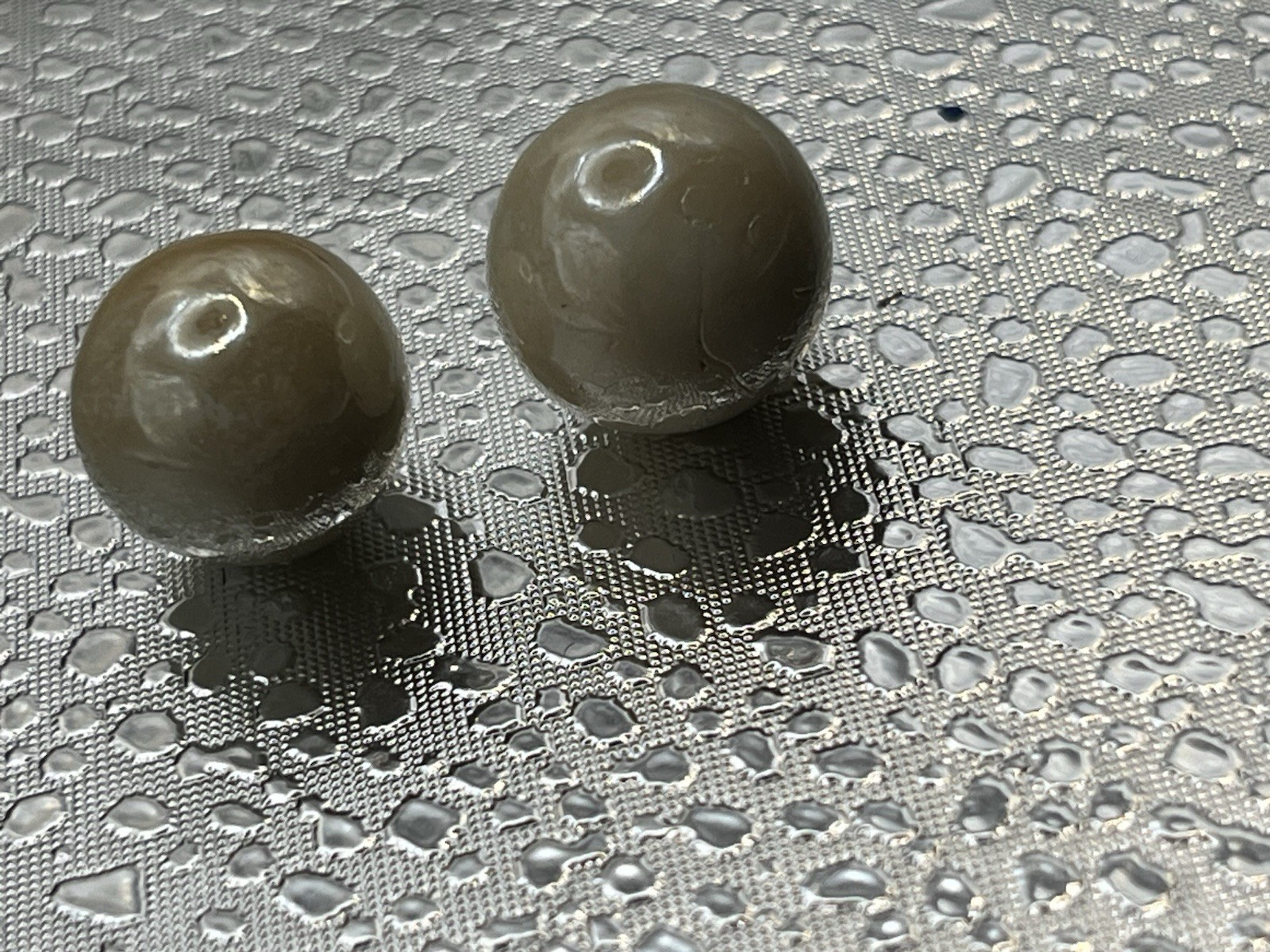 Rare Wild Pearl Set Of 2 Beautifly Natural High Polished