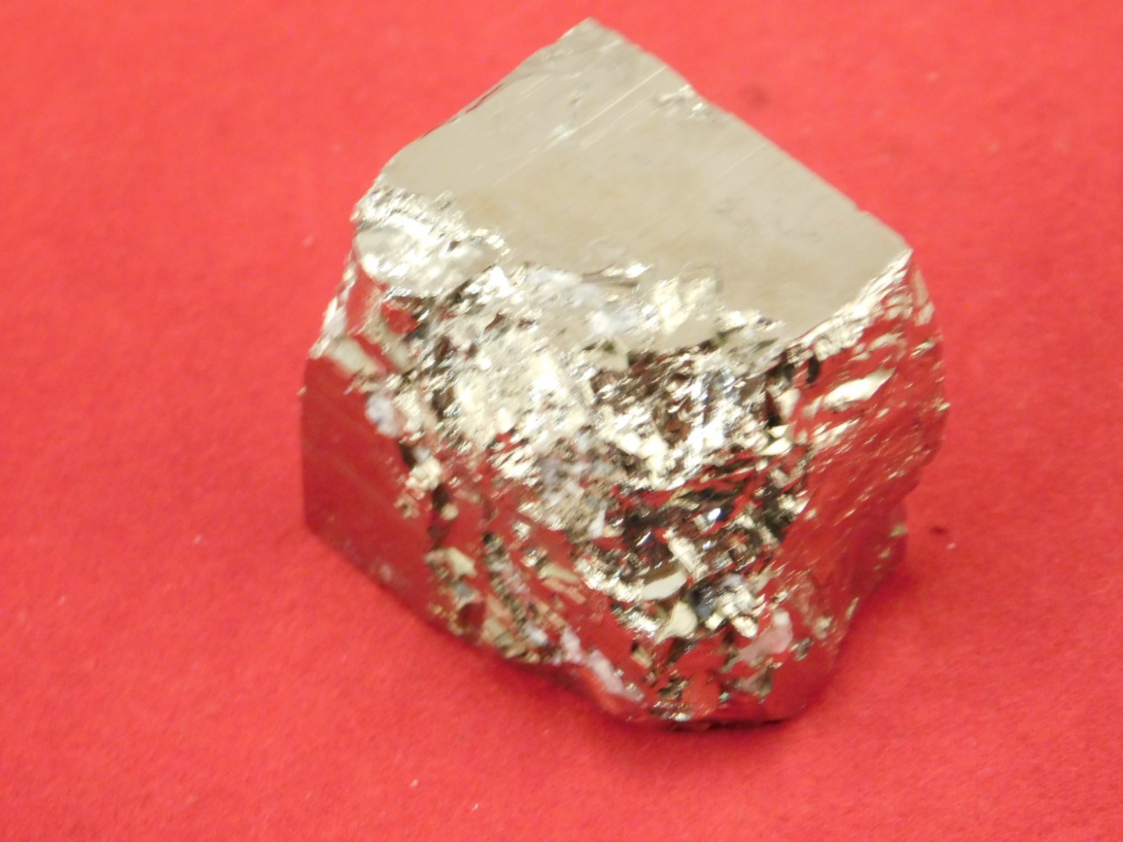 Pyrite CUBE 100% Natural Huanzala Mine Peru 101gr