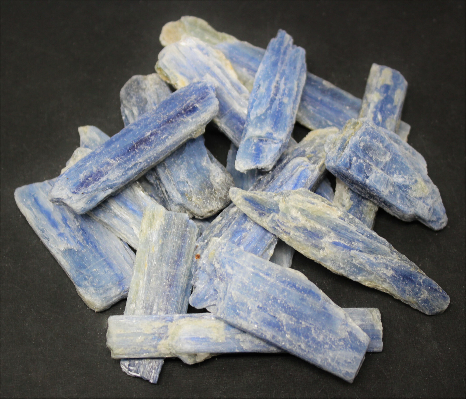 Lot of 3 Blue Kyanite Blades 1″ – 1.5″ (Crystal Rough Natural)