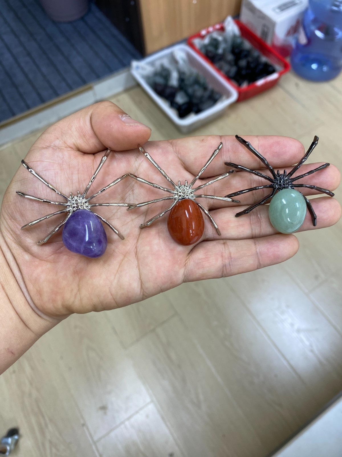 1pc Natural Mixed Quartz hand Carved Spider skull crystal Reiki heal Gift Decor