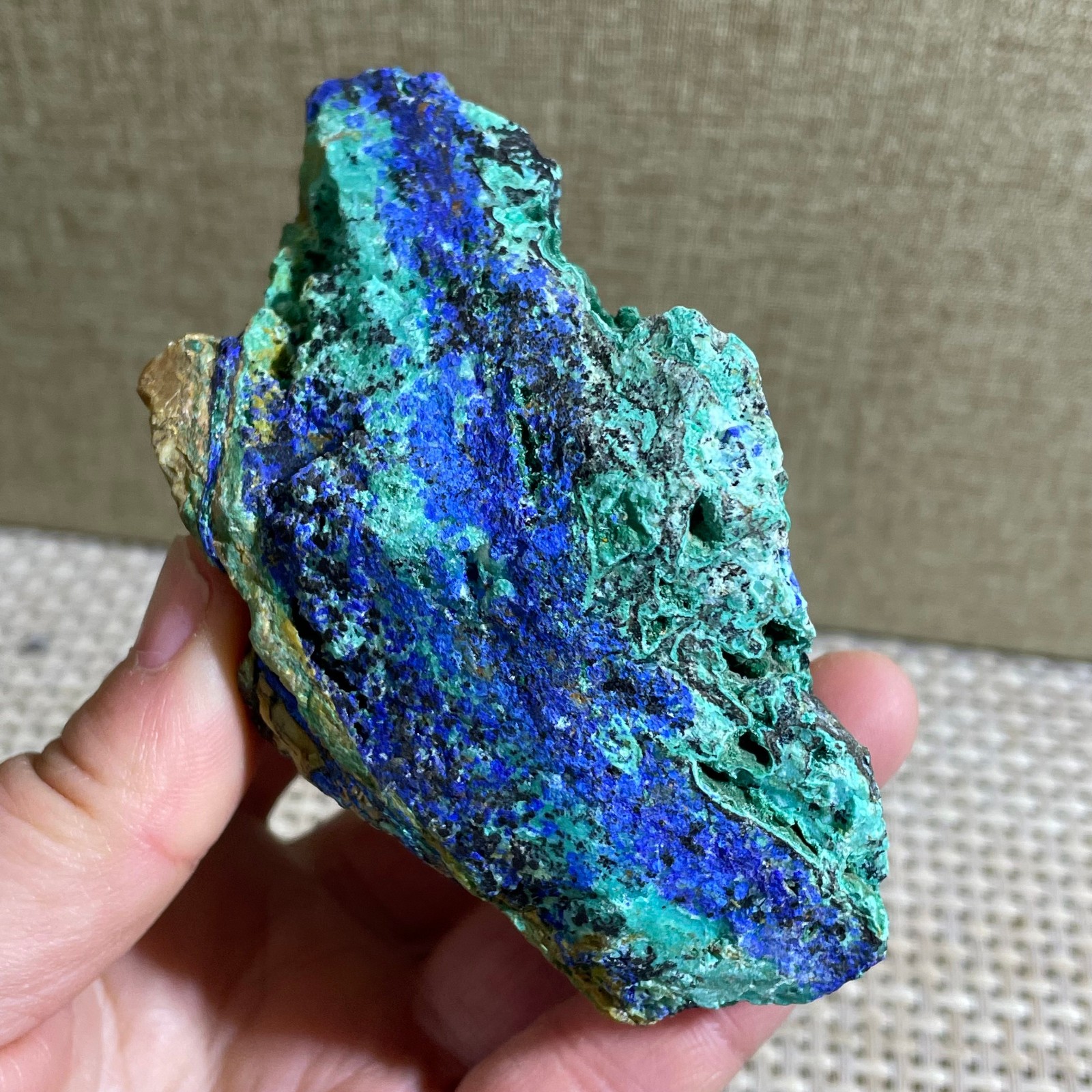 Restoration of Blue Copper Ore Quartz Crystal Mineral Samples 231g