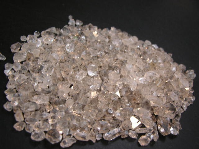 Diamond quartz smaller crystals gem grade 1/8-1/4″ natural Afghanistan 1/8# lots