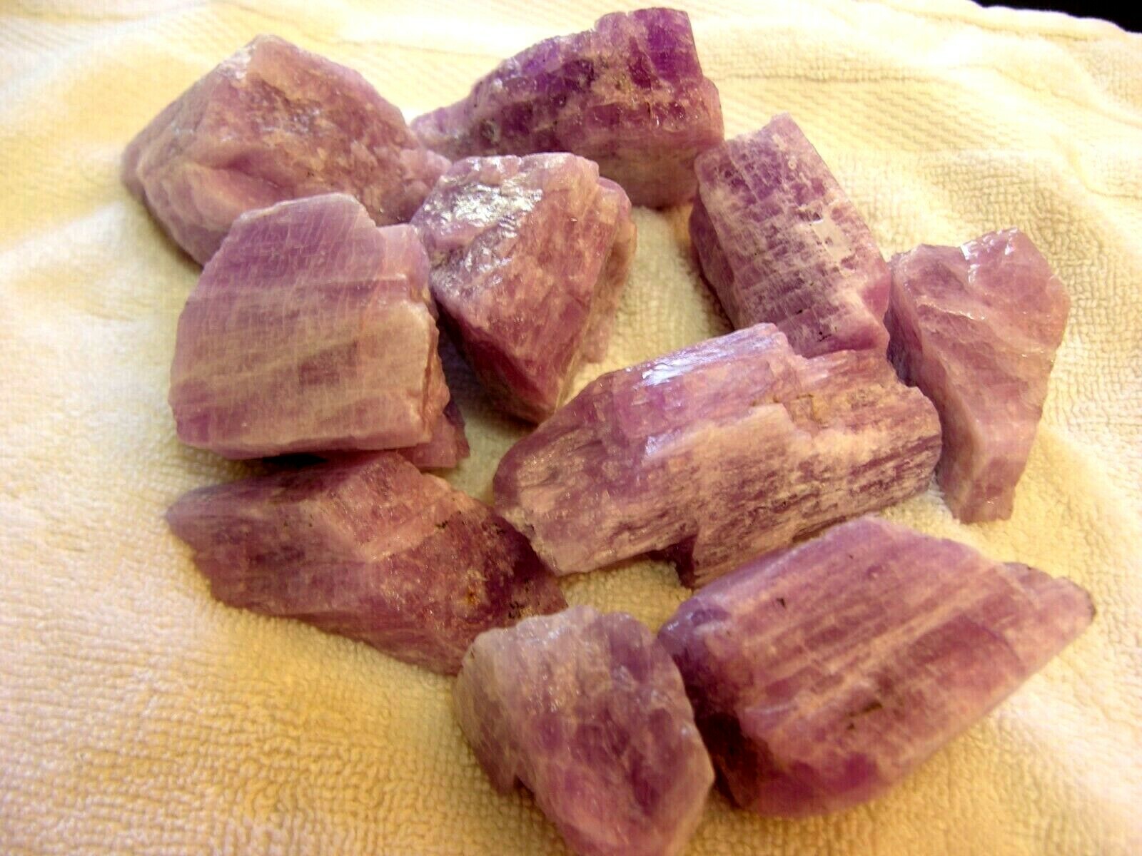 Kunzite crystal mine rough bigger pieces 1-3 inch 1/2 pound lots Nigeria