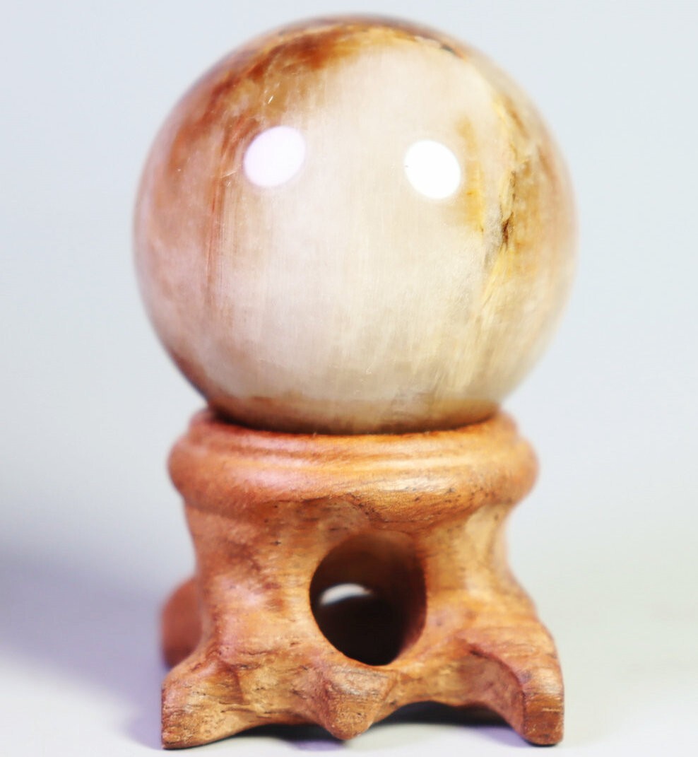 36mm Natural Polished Rutilated Quartz Crystal Sphere Ball Healing/Stand