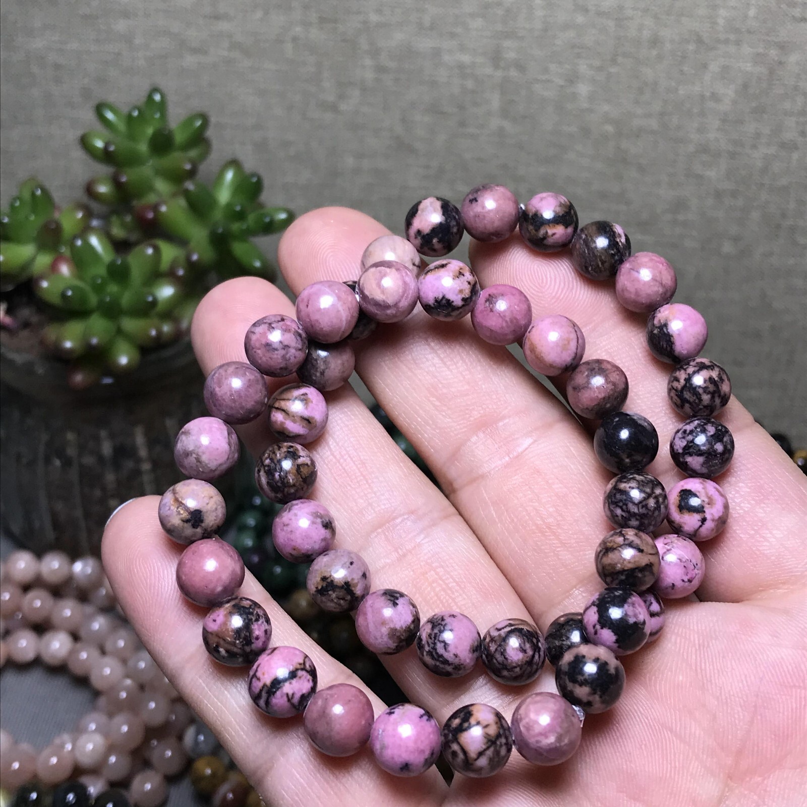 10Pcs Wholesal Natural Polish Red rose stone bracelets Crystal ball 8mm