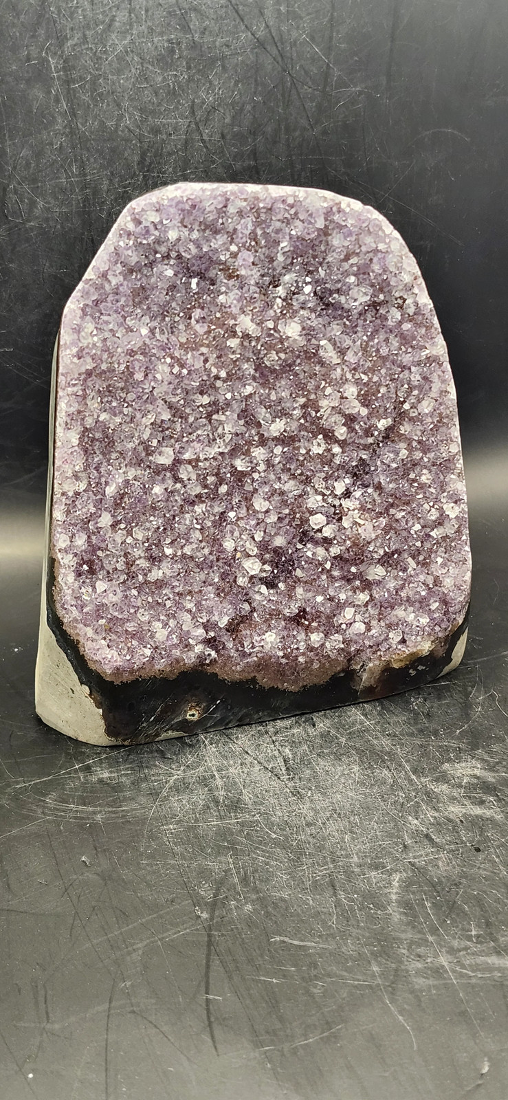 Amethyst cut base free form! 2.5 pounds, 4.75 inches tall, 4 wide, 3 thick