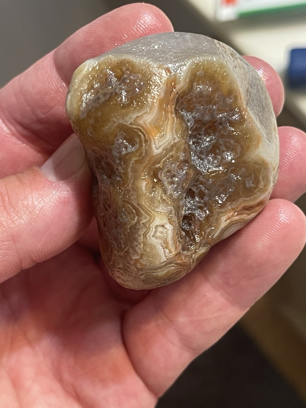 Top Shelf 4.6 oz Brown And White Banded Lake Superior Agate Crystal Impressions!