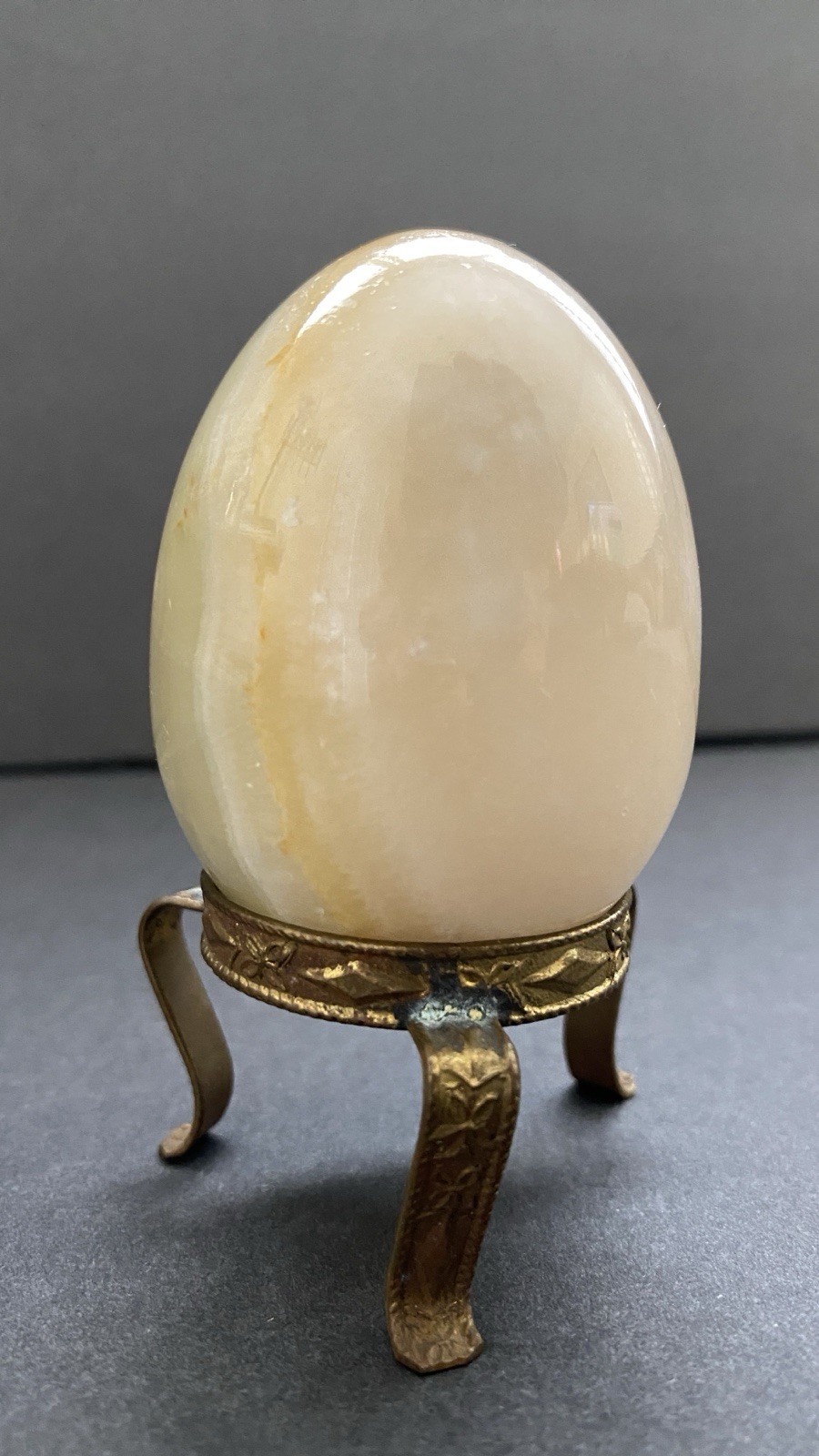 Natural Onyx Stone Egg With Stand Hand Polished Banded Agate Calcite Crystal