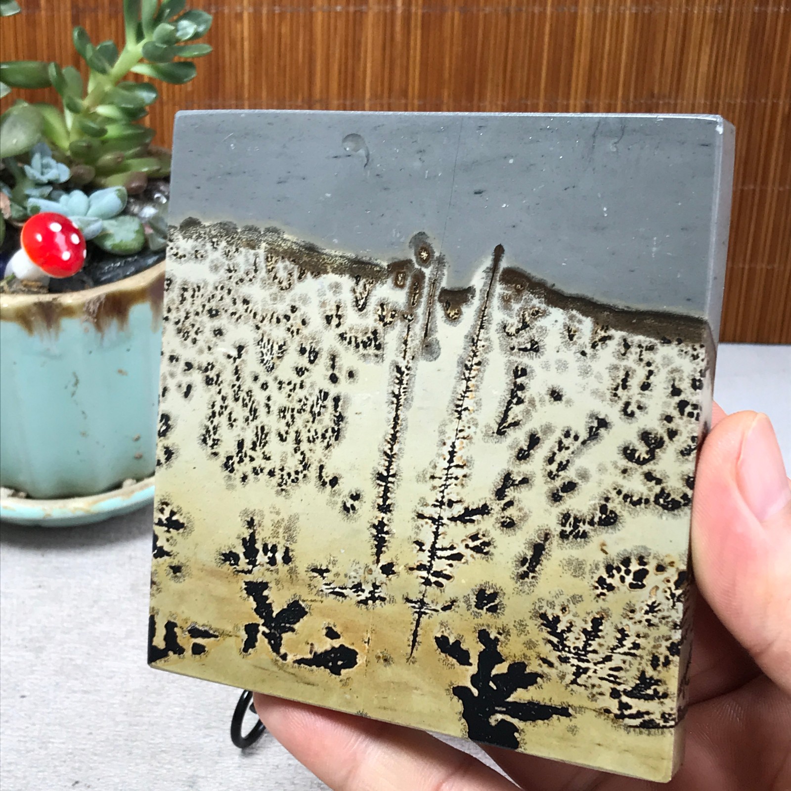 231g Natural Chinese painting stone crystal ornaments for home decoration A6865