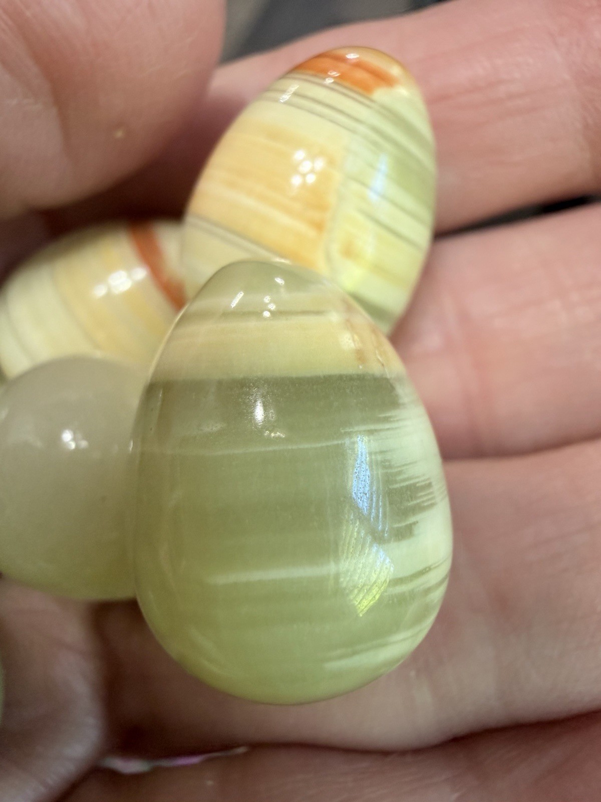 Lot Of 10 Green Onyx Eggs Gemstones 20mmx15mm Polished Ships Free!